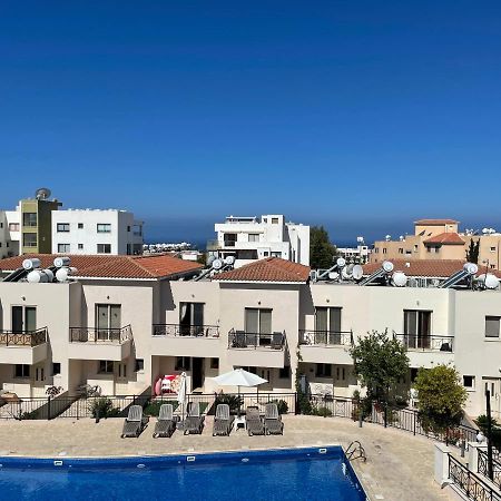 Kings Resort 1 Bedroom Apartment Пафос Экстерьер фото