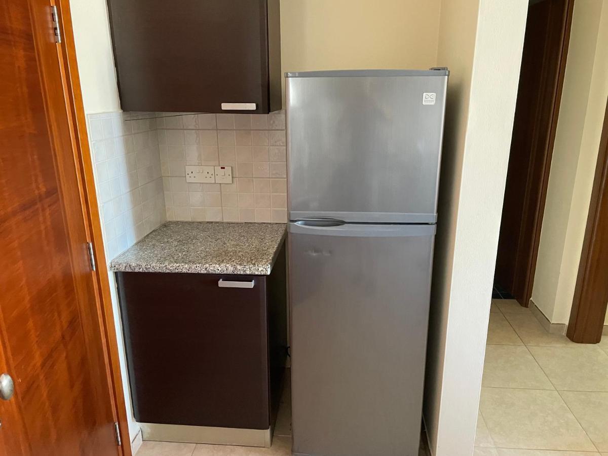 Kings Resort 1 Bedroom Apartment Пафос Экстерьер фото